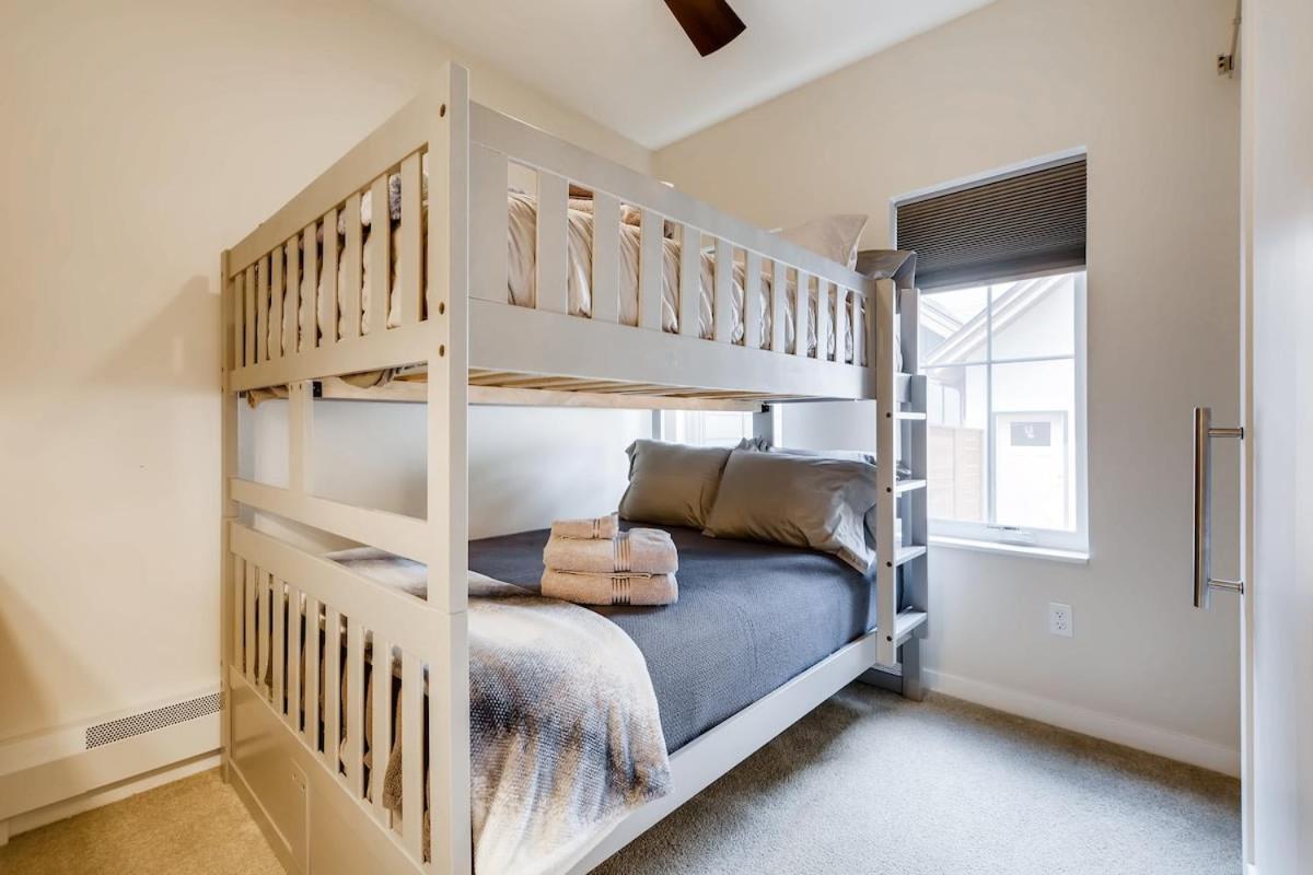 Elbert'S Escape Sleeps 8 Lakefront Views Georgetown Exterior photo